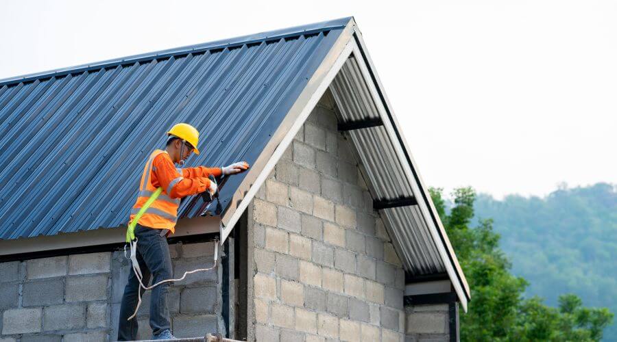 Expert Emergency Roof Repairs services in Lake Bronson, MN